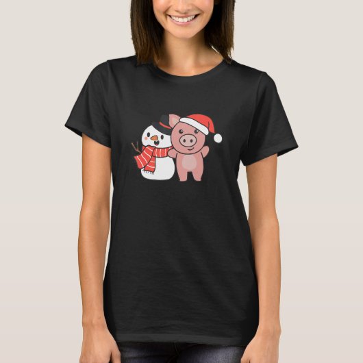 Pig With Snowman In Winter For Christmas Tシャツ (正面)