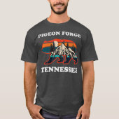 Pigeon Forge Tennessee Souvenirs Bear Great Tシャツ (正面)