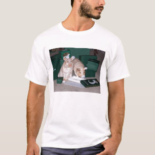 PiggiesをFrangoのあなたのミントをすべて食べることを許可しないで下さい Tシャツ