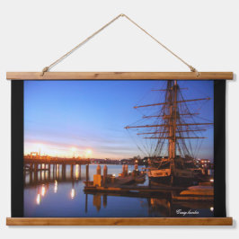 Pilgrim at Dana point "photo" 吊り下げ型タペストリー