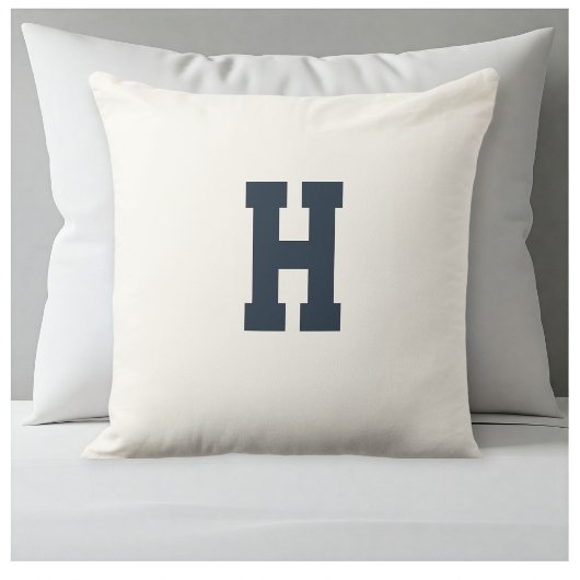 pillow with personalized letter クッション