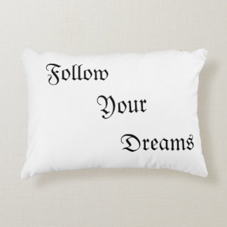 Pillows with wording "Follow Your Dreams" アクセントクッション