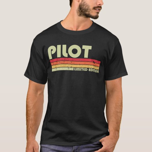 PILOT Funny Job Title Profession Birthday Worker Tシャツ (正面)