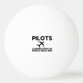 Pilots 卓球ボール (正面)