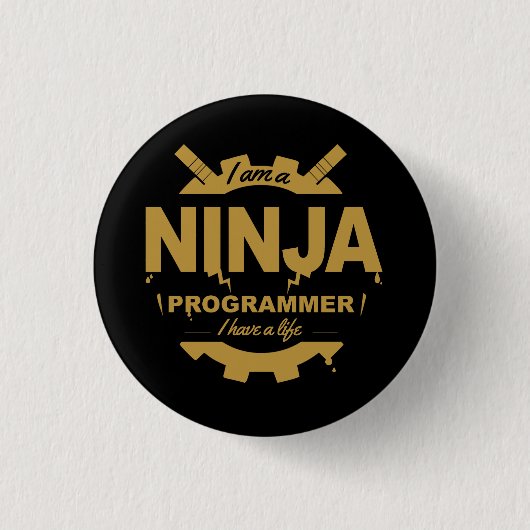pin button programmer – 私は忍者 缶バッジ (正面)