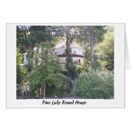 pine湖の円形の家