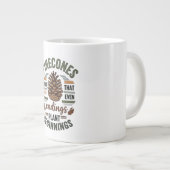 Pine cone design - The Evergreen Promise ジャンボコーヒーマグカップ (正面右)