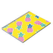 Pineapple Frenzy：明るい漫画ヴィンテージ。 ノートブック (左側)