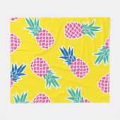 Pineapple Frenzy：明るい漫画ヴィンテージ。 フリースブランケット (正面(横))
