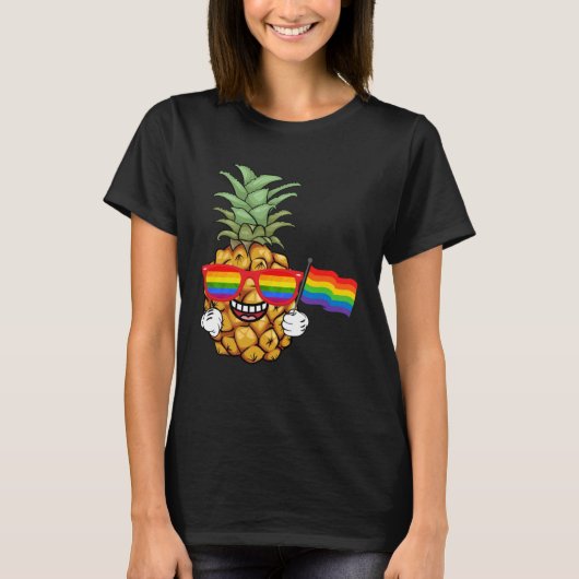 Pineapple Rainbow Flag Hawaiian Gay Pride LGBT Tシャツ (正面)