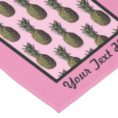 Pineapple Table Runner – オプションの個人用設定 ショートテーブルランナー (コーナー)