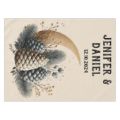 Pinecones and Crescent Moon Winter Love テーブルクロス (正面(横))