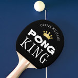 PING PONG KING編集可パーソナライズされた能ブラック 卓球ラケット<br><div class="desc">ピンポンのマスターをPONG KINGパドルパーソナライズされたでリューズあなたのバックグラウンドカラーの選択。色の変更： [次へ]タブクリックの背景のカスタマイズ変更。Zazzle Chat連絡またはmakeitaboutyoustore@gmail.comでデザイもしザを編集し、このデザインを変更したい。</div>