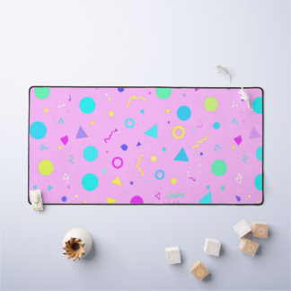 Pink 80s Memphis Geometric Pattern デスクマット