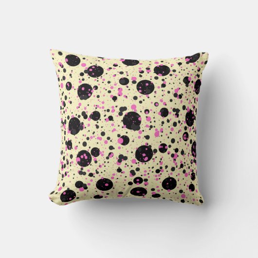 Pink and Black Polka Dot Pattern クッション (正面)