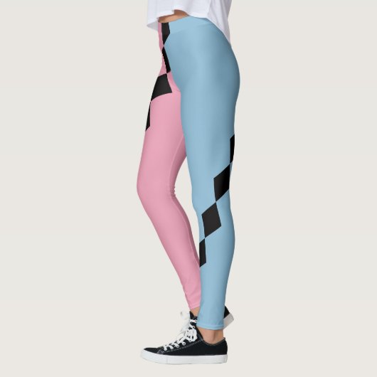 Pink and Blue Diamond Diagonal Leggings レギンス (左)