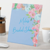 pink and blue floral 台座サイン (インサイチュ)