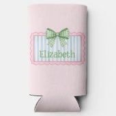 Pink and Blue Frame With Green Gingham Bow スリム缶クーラー (裏面)