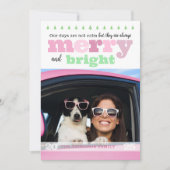 Pink and Green Fun Merry and Bright Holiday Card シーズンカード (正面)