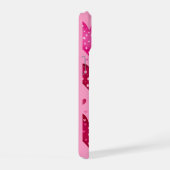 Pink and Red Patterned Hearts iPhone 15ケース (右側面)