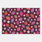 Pink and red strawberry pattern floral  ラッピングペーパーシート (正面2)