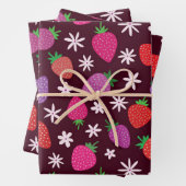Pink and red strawberry pattern floral  ラッピングペーパーシート (インサイチュ)