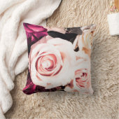 Pink And White Roses Arrangement Floral Design クッション (ブランケット)