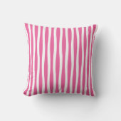 Pink and White Wavy Stripe Throw Pillow クッション (正面)