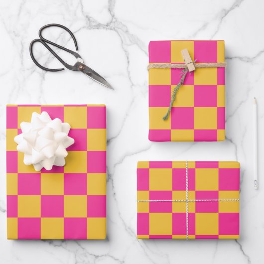 Pink and Yellow Checkerboard ラッピングペーパーシート (正面)