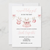 Pink Baby Clothes Girl Baby shower 招待状 (正面)