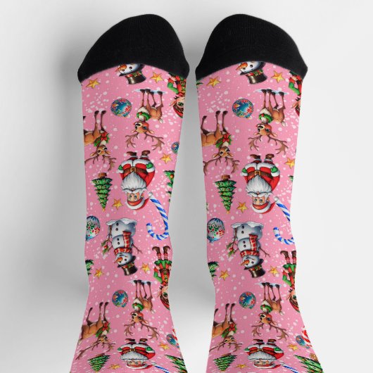 Pink Background Christmas Decorative Pattern ソックス (上部)
