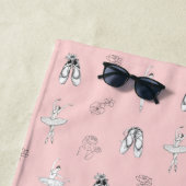 Pink Ballerina and Flowers ビーチタオル (インサイチュ)