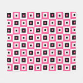 Pink Black and White Checkered Squares Pattern フリースブランケット (正面(横))