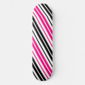 Pink Black White Stripes Pattern Design  スケートボード (正面)