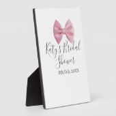 Pink bow bridal shower name date pastel stylish te フォトプラーク (側面)