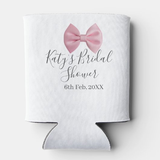 Pink bow bridal shower name date pastel stylish te 缶クーラー (裏面)