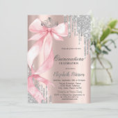Pink Bow Crown Glitter Drips Rose Gold Quinceañera 招待状 (スタンド正面)
