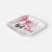 Pink Bow Girl Mom Ribbon Cute Baby Shower ペーパープレート (傾斜あり)