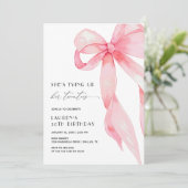 Pink Bow She's Tying Up Her Twenties 30th Birthday 招待状 (スタンド正面)