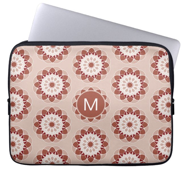 Pink Burgundy Floral Mandala Pattern Monogram ラップトップスリーブ (正面)