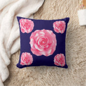 Pink Camellia Bloom クッション (ブランケット)