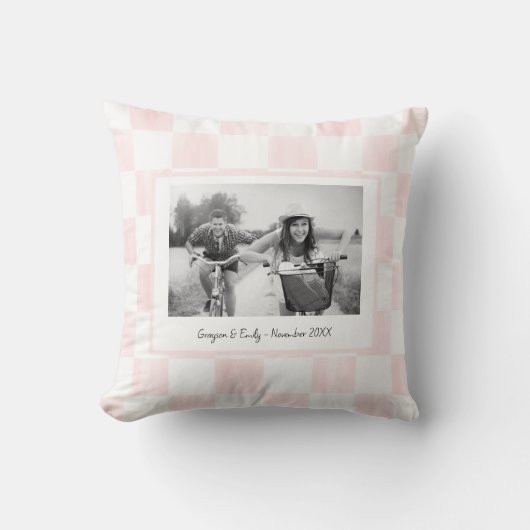 Pink Checkerboard Personalized Photo クッション (正面)