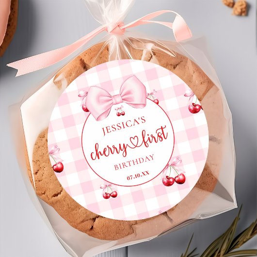 Pink Coquette Bow Cherry First Birthday Party ラウンドシール