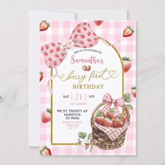 Pink Coquette Strawberry Gingham First Birthday 招待状 (正面)