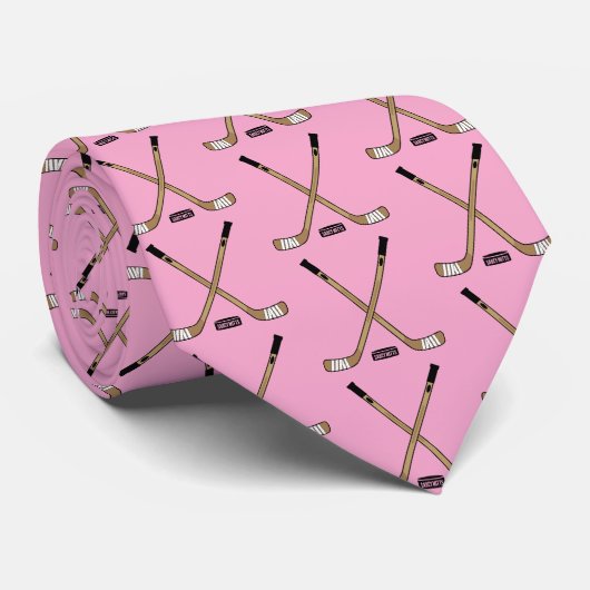 Pink Crossed Hockey Sticks and Puck ネクタイ (ロール)