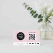 Pink Custom Social Media QR Code Logo 名刺 (スタンド正面)
