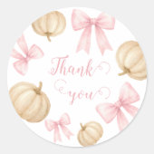 Pink delicate bow Pumpkin Baby Shower ラウンドシール (正面)