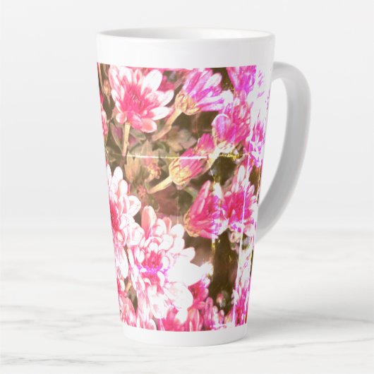 Pink Floral Bloom Pattern – Soft Botanical Design カフェラテマグ (右アングル)