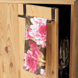 Pink Floral Bloom Pattern – Soft Botanical Design キッチンタオル