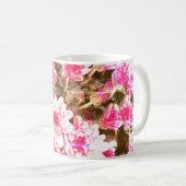 Pink Floral Bloom Pattern – Soft Botanical Design コーヒーマグカップ (正面右)